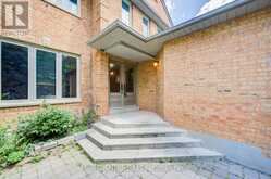 4369 SPINNINGDALE COURT | Mississauga Ontario | Slide Image Four