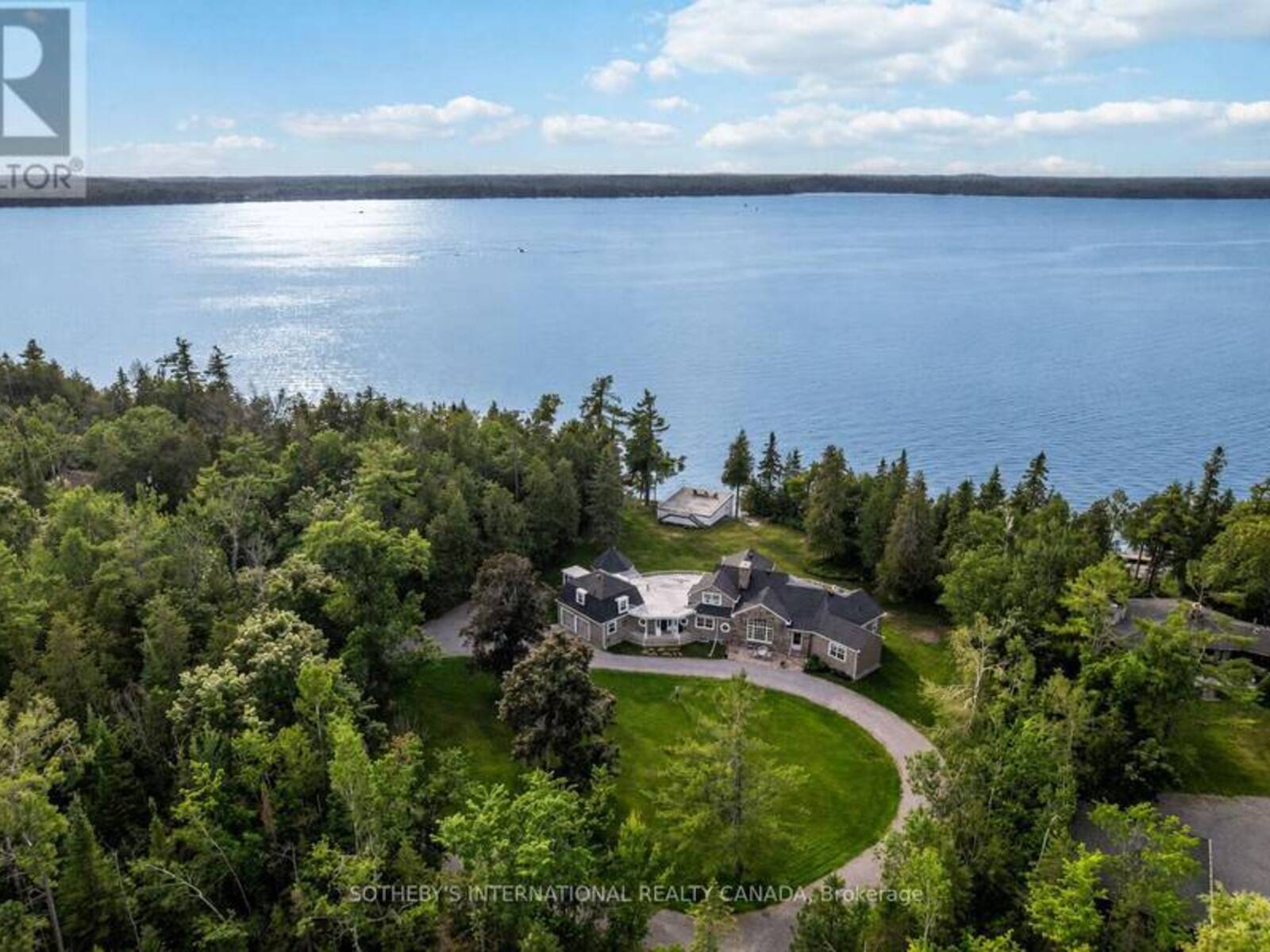 101 RIDGE DRIVE, Kawartha Lakes, Ontario K0M 2B0