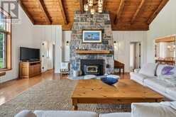 101 RIDGE DRIVE | Kawartha Lakes Ontario | Slide Image Nineteen
