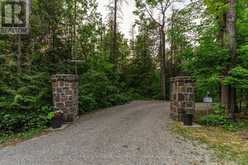 101 RIDGE DRIVE | Kawartha Lakes Ontario | Slide Image Five