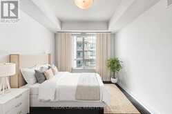 525 - 3500 LAKESHORE ROAD W | Oakville Ontario | Slide Image Ten