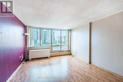 807 - 25 FAIRVIEW ROAD W | Mississauga Ontario | Slide Image Twelve