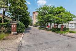 807 - 25 FAIRVIEW ROAD W | Mississauga Ontario | Slide Image Three