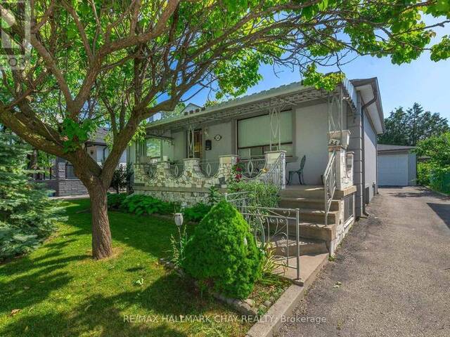 23 CHAPPEL HILL ROAD Toronto Ontario, M3M 1M1 - 3 Bedrooms Home For Sale
