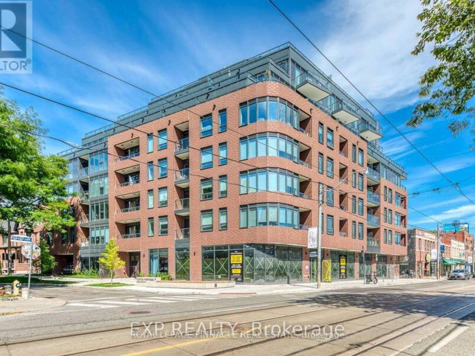 415 - 5 LAKEVIEW AVENUE, Toronto, Ontario M6J 0H3