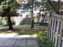 26 - 517 JACK GILES CIRCLE | Newmarket Ontario | Slide Image Twenty-one