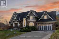 162 DELPHI LANE N | The Blue Mountains Ontario | Slide Image Two