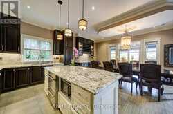 452 FERNLEIGH CIRCLE S | Richmond Hill Ontario | Slide Image Eleven