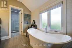 452 FERNLEIGH CIRCLE S | Richmond Hill Ontario | Slide Image Twenty-two