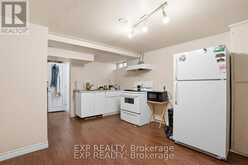 139 DALEWOOD AVENUE | Hamilton Ontario | Slide Image Seventeen