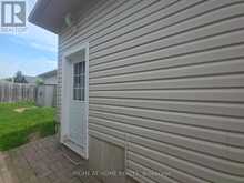 162 HANMER STREET E | Barrie Ontario | Slide Image Eight