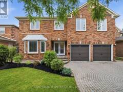 1356 MAPLERIDGE CRESCENT Oakville Ontario, L6M 2G6