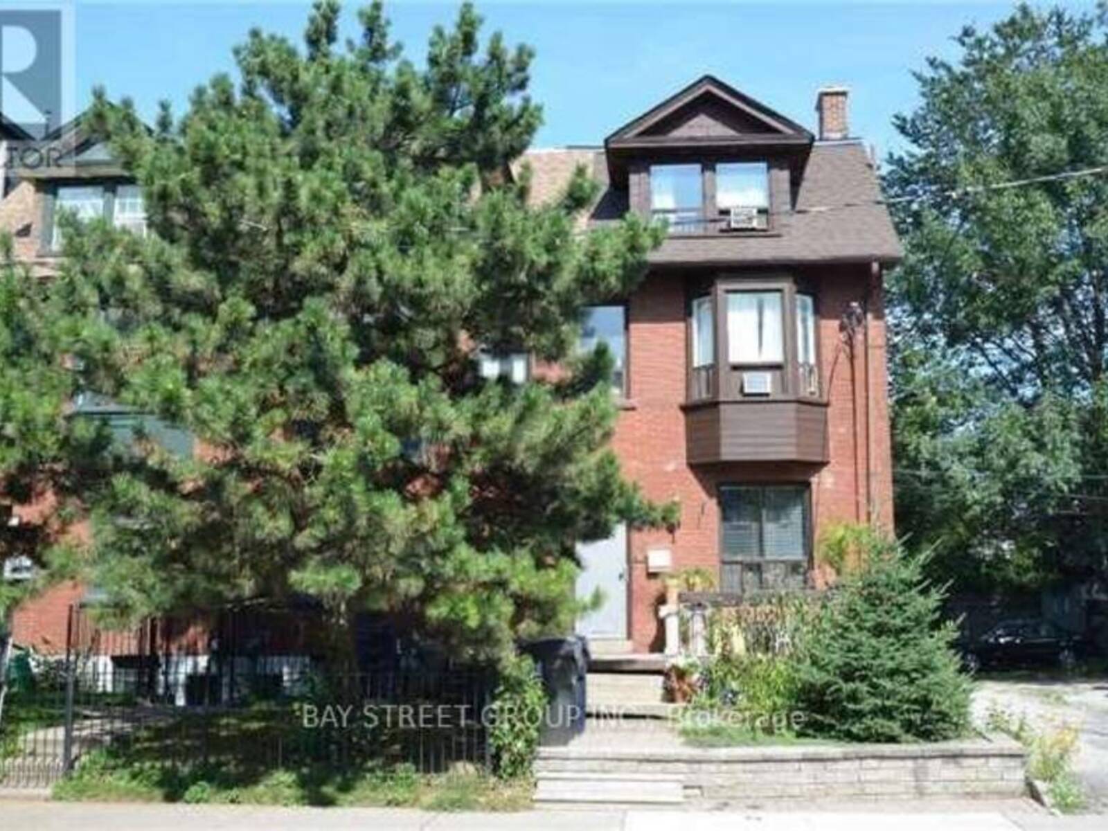 3 PEMBROKE STREET, Toronto, Ontario M5A 2N6