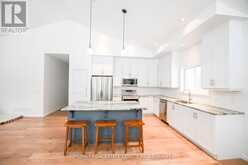 1033 NORTH SHORE DRIVE | Gravenhurst Ontario | Slide Image Two