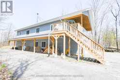 1033 NORTH SHORE DRIVE | Gravenhurst Ontario | Slide Image Three