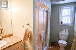 1033 NORTH SHORE DRIVE | Gravenhurst Ontario | Slide Image Forty-seven