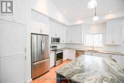 1033 NORTH SHORE DRIVE | Gravenhurst Ontario | Slide Image Eight