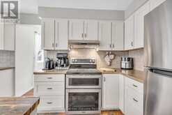 359 LEXINGTON ROAD | Waterloo Ontario | Slide Image Thirteen