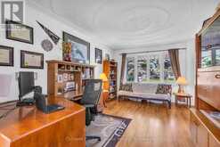 359 LEXINGTON ROAD | Waterloo Ontario | Slide Image Eight