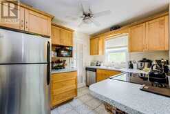 32 FLORENS AVENUE | Toronto Ontario | Slide Image Thirteen