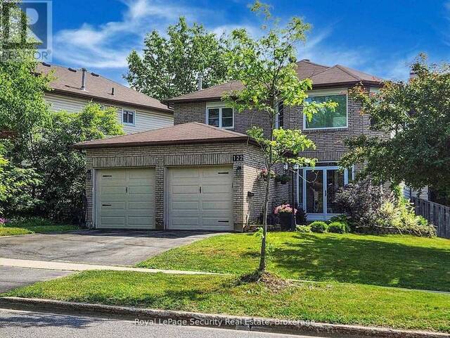 122 BROWNING TRAIL Barrie Ontario, L4N 6R3 - 5 Bedrooms Home For Sale