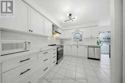 122 BROWNING TRAIL | Barrie Ontario | Slide Image Fifteen