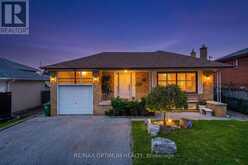 6 EVERNBY BOULEVARD | Toronto Ontario | Slide Image One