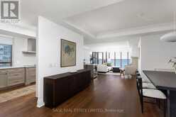 519 - 2095 LAKE SHORE BOULEVARD W | Toronto Ontario | Slide Image Sixteen