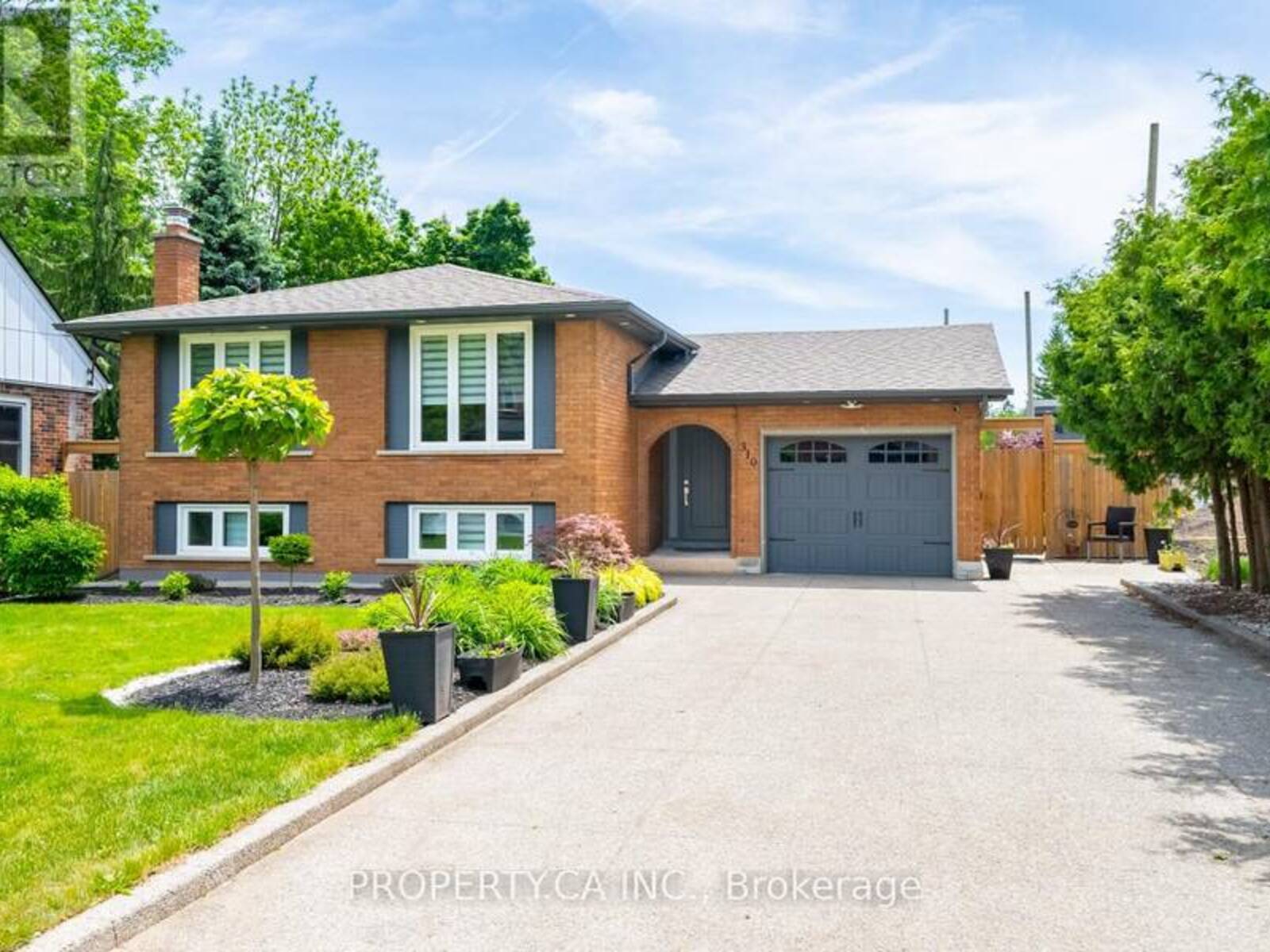 310 PARKSIDE DRIVE, Waterdown, Ontario L0R 2H0