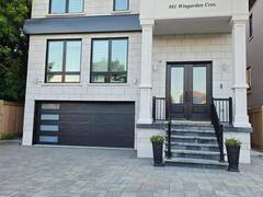 901 WINGARDEN CRESCENT Pickering Ontario, L1V 7C5