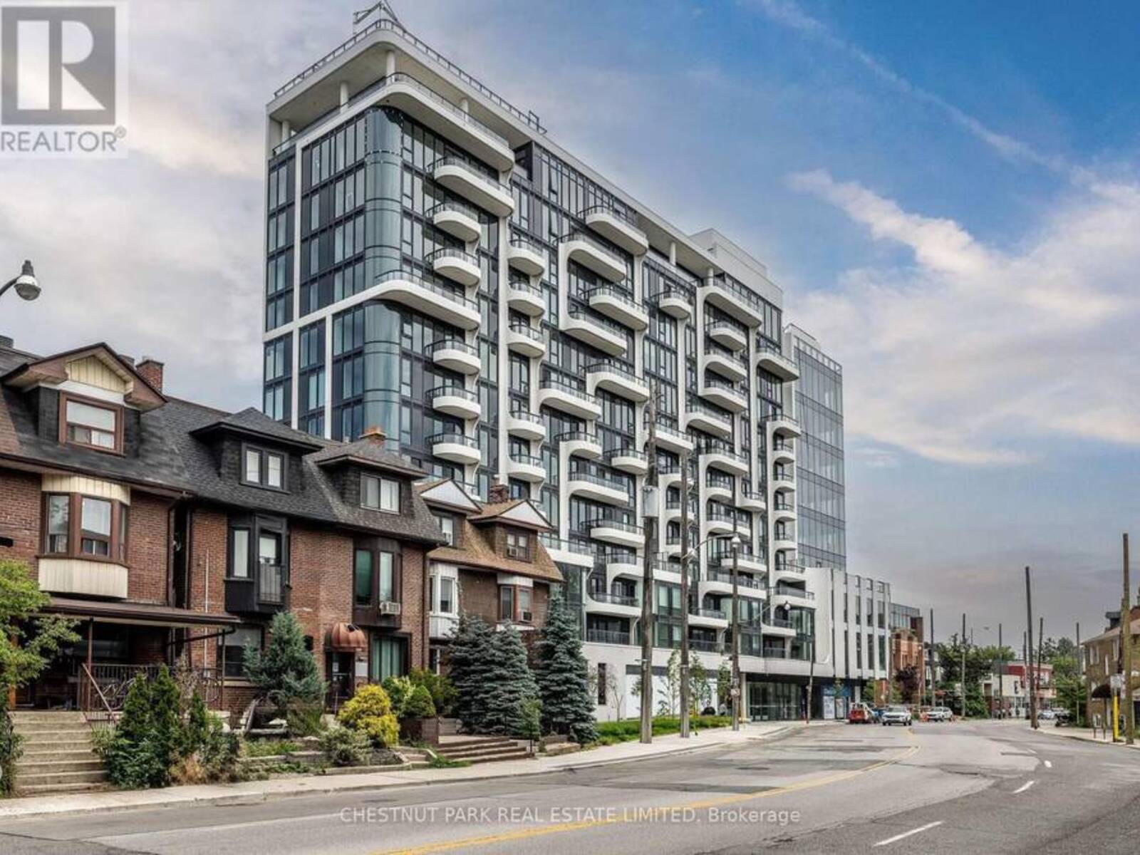 901 - 328 DUPONT STREET, Toronto, Ontario M5R 1V9