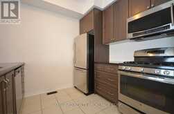 19 - 515 WINSTON ROAD | Grimsby Ontario | Slide Image Twelve