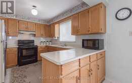 19 WESTERN SKIES COURT | Vaughan Ontario | Slide Image Nine