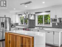 1228 PALLATINE DRIVE | Oakville Ontario | Slide Image Thirteen