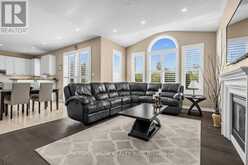 31 ROUTLEDGE DRIVE | Richmond Hill Ontario | Slide Image Thirteen