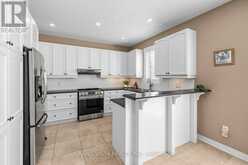 31 ROUTLEDGE DRIVE | Richmond Hill Ontario | Slide Image Seventeen