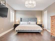 31 ROUTLEDGE DRIVE | Richmond Hill Ontario | Slide Image Twenty-four
