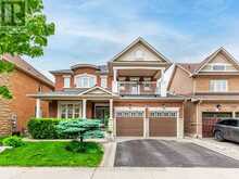 31 ROUTLEDGE DRIVE | Richmond Hill Ontario | Slide Image Three