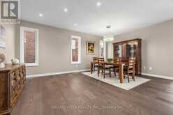 31 ROUTLEDGE DRIVE | Richmond Hill Ontario | Slide Image Nine