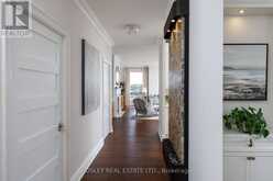 1109 - 2662 BLOOR STREET W | Toronto Ontario | Slide Image Nine