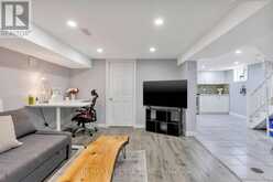 42 STEPHEN DRIVE | Toronto Ontario | Slide Image Thirty-six