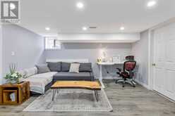 42 STEPHEN DRIVE | Toronto Ontario | Slide Image Thirty-seven