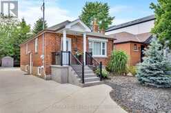 42 STEPHEN DRIVE | Toronto Ontario | Slide Image Three