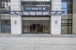 514 - 150 MAIN STREET W | Hamilton Ontario | Slide Image Four