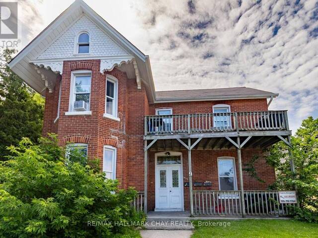 9 PENETANG STREET Barrie Ontario, L4M 1V5 - Multi-family Home For Sale