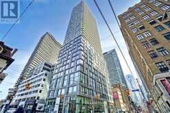 515 - 101 PETER STREET W | Toronto Ontario | Slide Image One