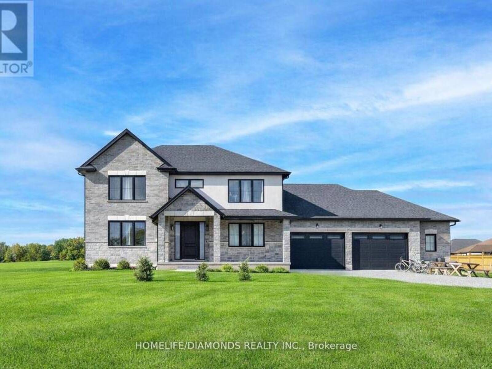 129 SOUTH PELHAM ROAD, Welland, Ontario L3B 5N8