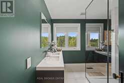 422 RIDEAU RIVER STREET | Waterloo Ontario | Slide Image Thirty-one