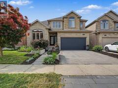 422 RIDEAU RIVER STREET Waterloo Ontario, N2V 2Y4