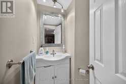 27 AINSLIE AVENUE | Hamilton Ontario | Slide Image Forty